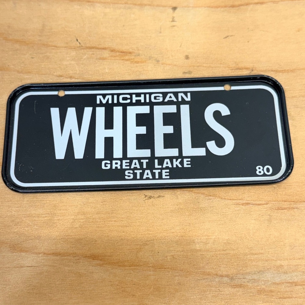 Unbranded Mini License Plate Black Michigan Wheels‎ Great Lake State 1980s VTG